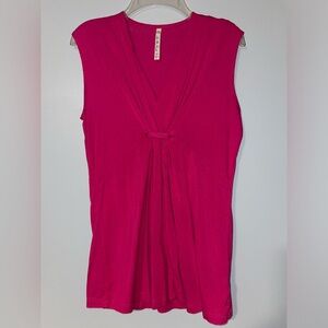 💖Leo & Nicole Pink Sleeveless Women's Top